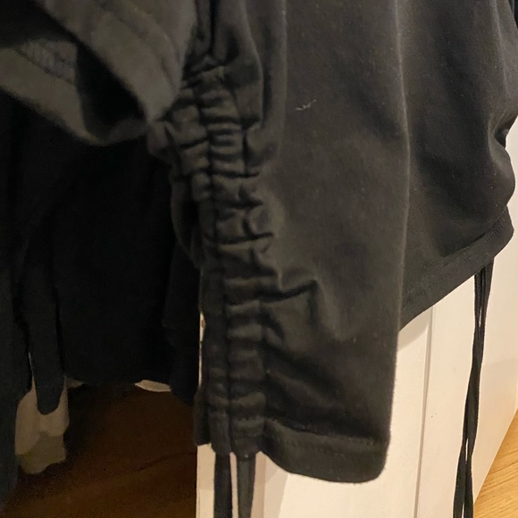 SHEIN black Ruched tee - Picture 3 of 3